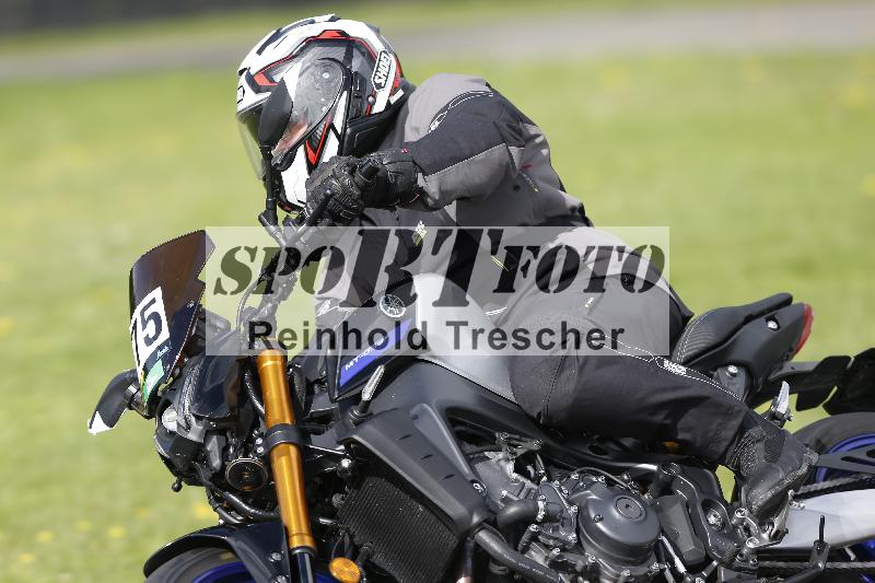 /53 16.09.2025 Track Day Domi Aegerter ADR/Gruppe gruen/75